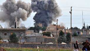 Bombarduojamas Ras al Aino miestas