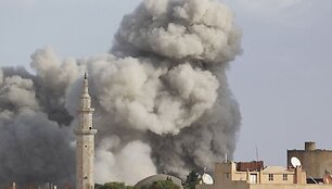Bombarduojamas Ras al Aino miestas