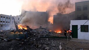 Raketos pataikė į Vidaus reikalų ministerijos pastatą Gazoje