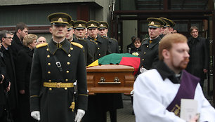 Juliaus Veselkos laidotuvės