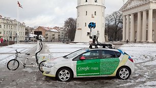 „Google Street View“ dviratis ir automobilis