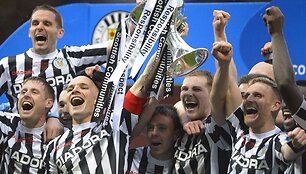 &bdquo;St. Mirren&ldquo; futbolininkai laimėjo &Scaron;kotijos lygos taurę.