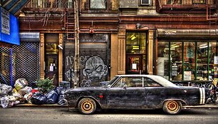Retro automobilis