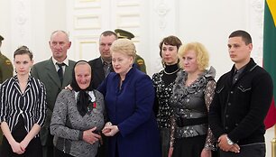 Dalia Grybauskaitė pasveikino daugiavaikes motinas