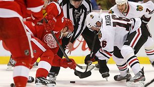 „Red Wings“ ir „Blackhawks“ rungtynių akimirka