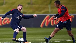 Wayne'as Rooney ir Philas Jagielka