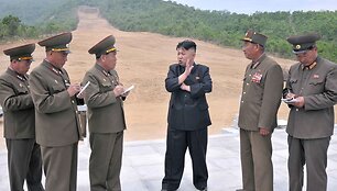 Kim Jong Unas prie statomo slidinėjimo kurorto