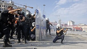 Turkijos riau&scaron;ių policija
