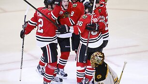 &bdquo;Blackhawks&ldquo; ledo ritulininkai džiaugiasi pergale