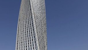 &bdquo;Cayan&ldquo; dangoraižis Dubajuje