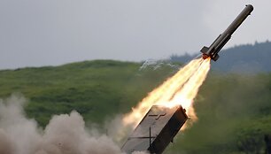 Japonijos karinės pratybos netoli Fudži kalno