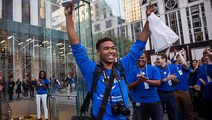 Niujorke &bdquo;iPhone 5s&ldquo; i&scaron;manujį telefoną nusipirkęs klientas