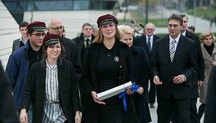 Nacionalinio fizinių ir technologijos mokslų centro statybų pradžios i&scaron;kilmės