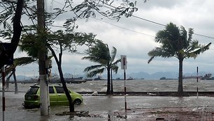 Taifūnas Haiyan siaučia Vietname.