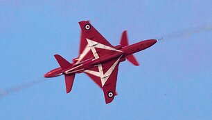 Britanijos karali&scaron;kųjų oro pajėgų akrobatų pasirodymas