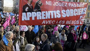 Prancūzijoje demonstracija prie&scaron; vyriausybės &bdquo;&scaron;eimos fobiją&ldquo;