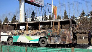 Kinijoje sudegęs autobusas