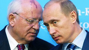 Michailas Gorbačiovas ir Vladimiras Putinas (2004 m.)