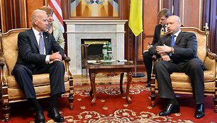 JAV viceprezidentas Joe Bidenas ir laikinasis Ukrainos prezidentas Oleksandras Turčynovas