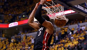 Dwyane'o Wadeo dėjimas į krep&scaron;į