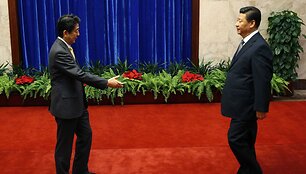 Japonijos premjeras Shinzo Abe ir Kinijos prezidentas Xi Jinpingas