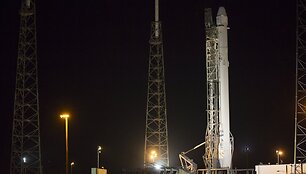 &bdquo;SpaceX&ldquo; raketa &bdquo;Falcon 9&ldquo; 