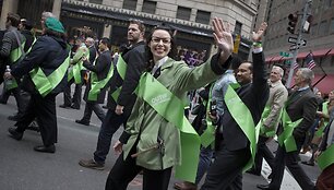 Niujorko &Scaron;v.Patriko dienos parade buvo leista žygiuoti grupei gėjų