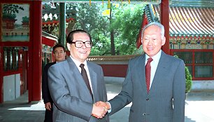 Kinijos prezidenas Jiangas Zeminas ir Lee Kuan Yew (1993 m.)