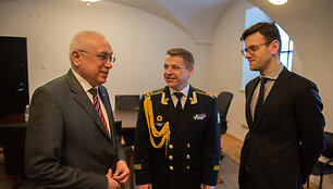 Kra&scaron;to apsaugos ministerijoje apsilankė Ukrainos ambasadorius Lietuvoje Valerijus Žovtenka