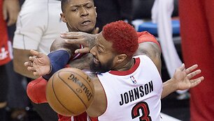 Bradley Bealas ir Jamesas Johnsonas