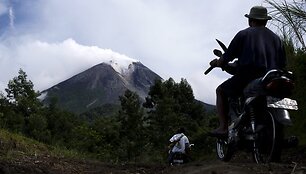 Mount Merapi ugnikalnis
