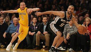 Steve Blake ir Tony Parkeris