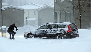 Užklimpęs automobilis