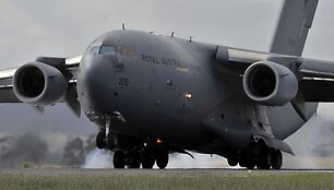 Australijos oro pajėgų "C-17 Glaxy III" transporto lėktuvas