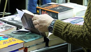 vilniuje-lankytojams-duris-atvere-18-oji-knygu-muge
