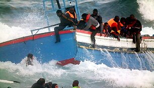 Gelbėjami migrantai