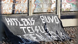 Plakatas &scaron;alia Kauno žydų sinagogos