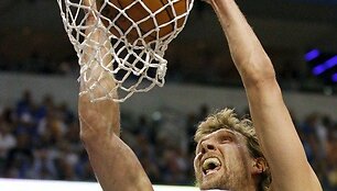 Dirko Nowitzki dėjimas į krep&scaron;į