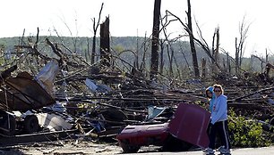 Tornado padariniai Masačusetse