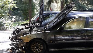 Sudegę automobiliai