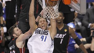 Dirkas Nowitzkis pelnė 29 ta&scaron;kus.