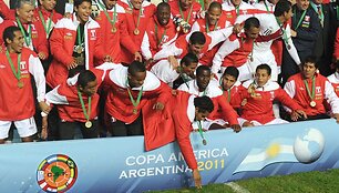 Peru futbolininkams įteikti bronzos medaliai
