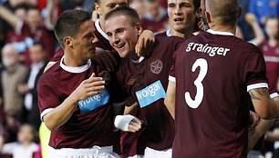 &bdquo;Hearts&ldquo; sulaukė atlyginimų