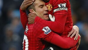 Robinas van Persie pasiuntė lemiamį įvartį į &bdquo;Manchester City&ldquo; vartus