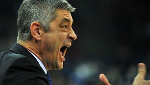 &bdquo;Anadolu Efes&ldquo; trenerio Oktay Mahmuti reakcija
