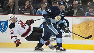 Be traumuoto Dainiaus Zubraus &bdquo;Devils&ldquo; &scaron;ventė penktąją pergalę i&scaron; eilės NHL