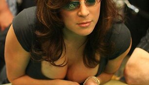 Jennifer Tilly