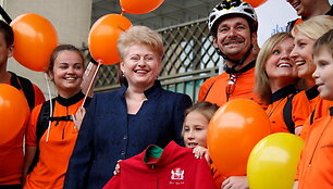 Prezidentė Dalia Grybauskaitė &bdquo;Velomaratone&ldquo; 2012 m.