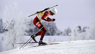  Biatlono legenda Bjoerndalenas griuvo ir nei&scaron;kovojo dar vieno titulo Pasaulio taurės varžybose 
