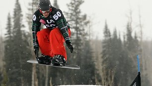 Kanadietės ir prancūzo triumfas pasaulio taurės trečiajame etape